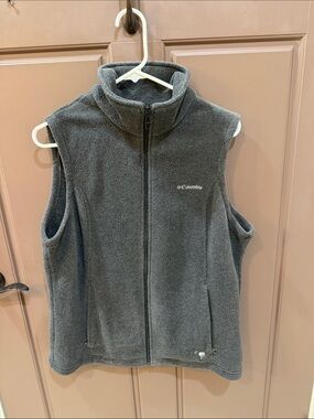 Columbia Gray Full-Zip Fleece Vest